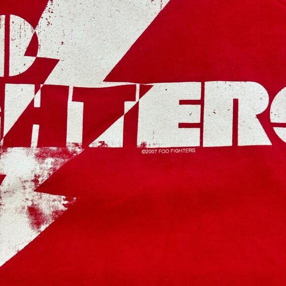 2000s Foo Fighters‎ Bay Island Red Mens XL Lightning Bolt Alt Rock Band T-Shirt - Picture 9 of 9